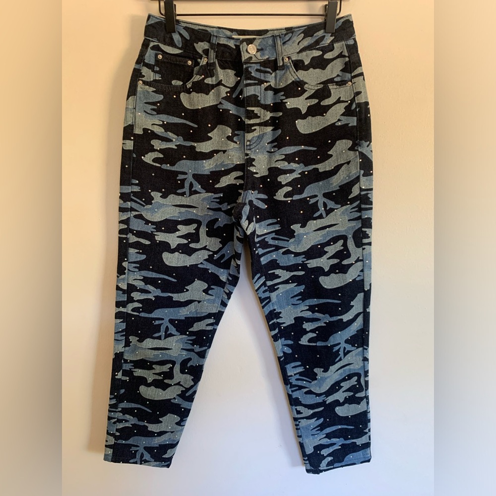 Topshop Moto Blue Camo Diamante Mom Jeans 28